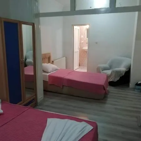 Oezguen Ankara
